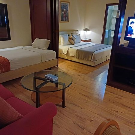 Berjaya Times Square Grand Service Suite Kuala Lumpur Luaran gambar