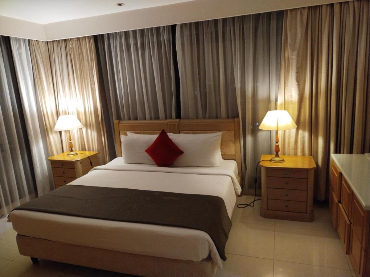 Berjaya Times Square Grand Service Suite Kuala Lumpur Luaran gambar