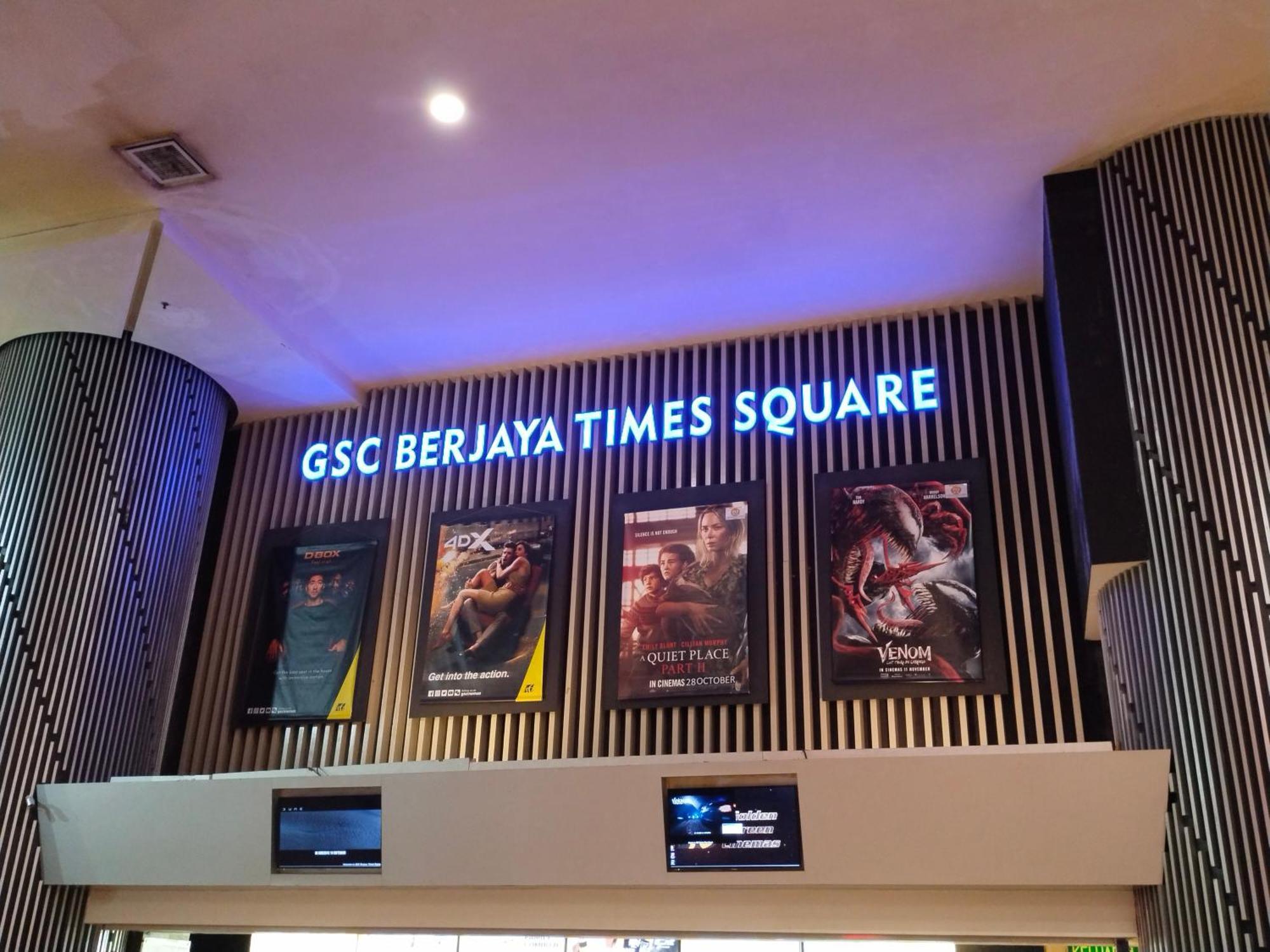Berjaya Times Square Grand Service Suite Kuala Lumpur Luaran gambar