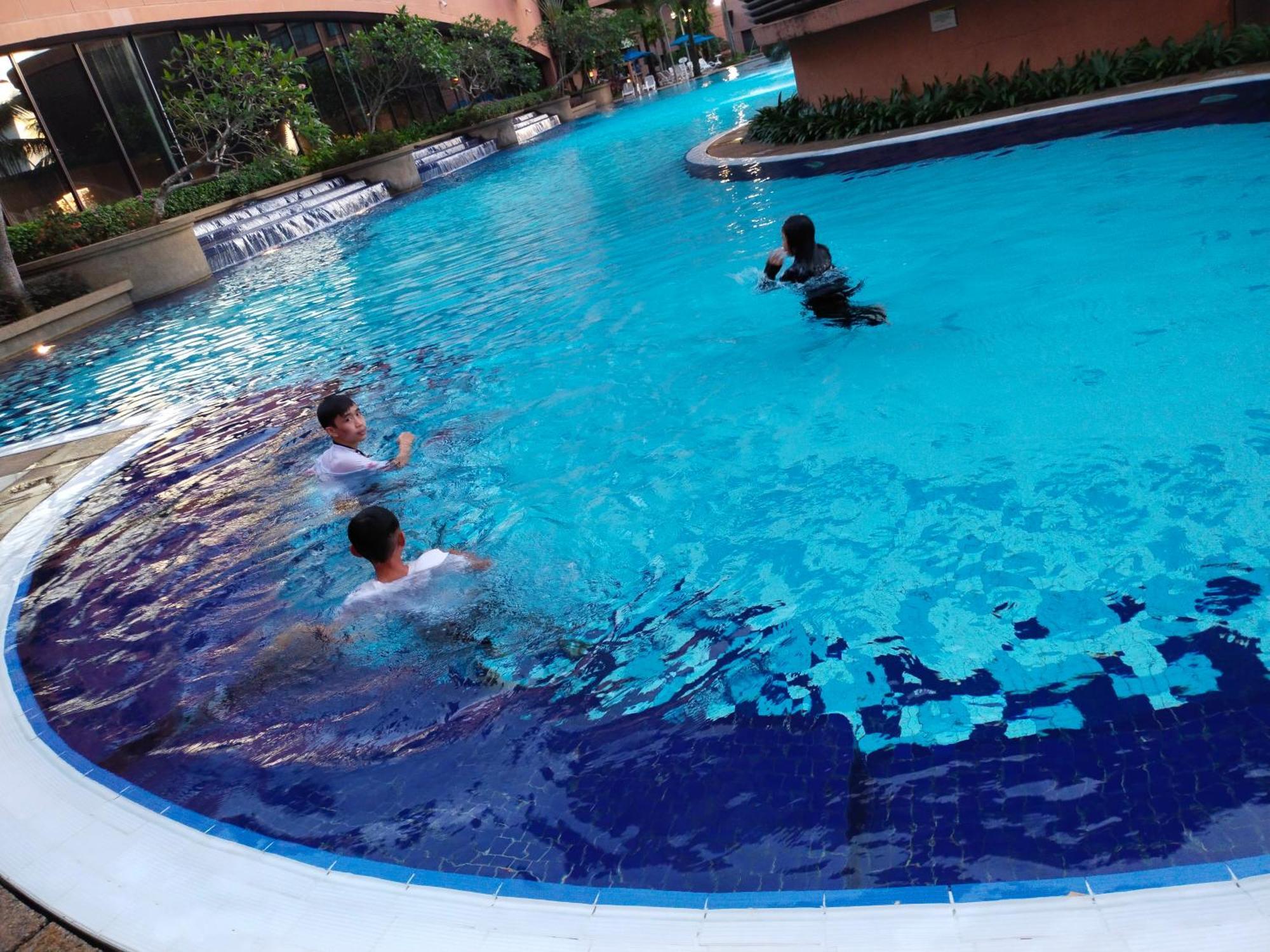 Berjaya Times Square Grand Service Suite Kuala Lumpur Luaran gambar